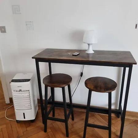 Dock Bay Hostel Apartment Trieste